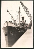 Fotografie Frachtschiff Florence Cooke Am Hafenquai  - Boats