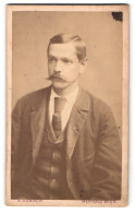 Fotografie A. Hübner, Wien, Ottakringerstrasse 20, Bürgerlicher Herr In Anzug  - Anonymous Persons