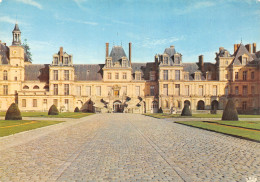 77-FONTAINEBLEAU-LE PALAIS-N°2822-C/0135 - Fontainebleau