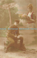 R172382 Memento Of France. 1916. Postcard - Monde