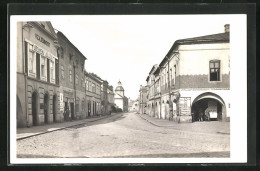 AK Leipnik /Lipnik, Obcanska Zálozna, Strassenpartie  - Tschechische Republik