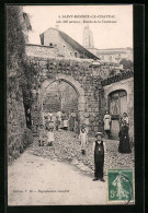 CPA Saint-Bonnet-le-Chateau, Entree De La Chatelaine  - Autres & Non Classés