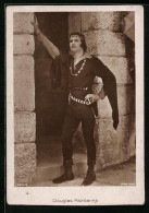 AK Schauspieler Douglas Fairbanks Im Bühnenkostüm  - Acteurs