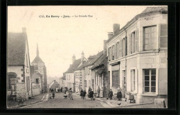 CPA Jars, En Berry, La Grande Rue, Vue De La Rue  - Autres & Non Classés