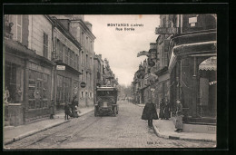 CPA Montargis, Rue Dorée  - Montargis