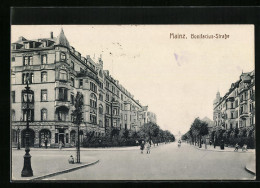 AK Mainz, Bonifacius-Strasse Mit Bonifacius-Drogerie  - Mainz