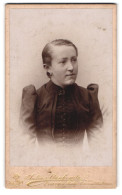 Fotografie Anton Stankenitz, Erlangen, Universitätsstr., Heranwachsende Dame Mit Markantem Kinn Und Hoher Stirn  - Anonymous Persons