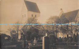 R174486 Unknown Place. Church. Old Photography. Postcard - Welt