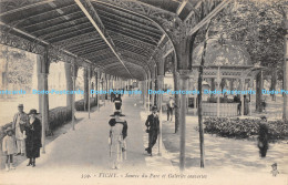 R173944 Vichy. Source Du Parc Et Galeries Couvertes. Beguin St. Gerand - Welt