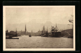 AK Lübeck, Panorama Der Stadt Hinter Dem Hafen  - Autres & Non Classés