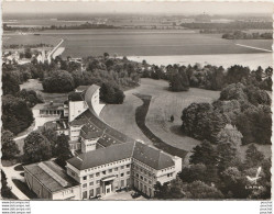 W3-77) NEUFMOUTIERS EN BRIE - EN AVION AU DESSUS DE... " LYCEENS ET COLLEGIENS " - ( 2 SCANS ) - Sonstige & Ohne Zuordnung