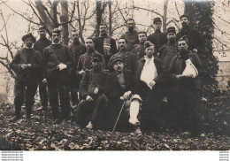 X6-64) BAYONNE LE 11 DECEMBRE 1914 - CARTE PHOTO - GROUPE DE  MILITAIRES - ( 2 SCANS ) - Bayonne