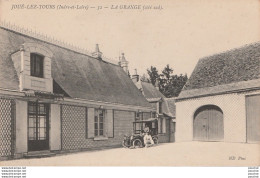 X18-37) JOUE LEZ TOURS  (INDRE ET LOIRE) LA GRANGE  (COTE SUD) -  ( ANIMEE - PERSONNAGES AVEC AUTOMOBILE - 2 SCANS ))   - Other & Unclassified