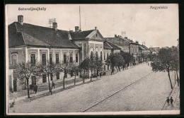 AK Satoraljaujhely, Megyehaza, Strassenblick  - Hungary