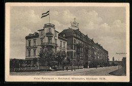 AK Wiesbaden, Hotel Reichspost-Reichshof, Nicolasstr. 16 /18, Strassenansicht Mit Hauptbahnhof  - Wiesbaden