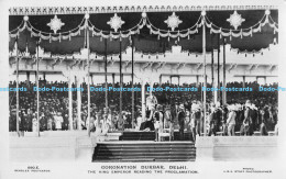 R174111 Coronation Durbar. Delhi. The King Emperor Reading The Proclamation. Bea - Monde