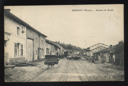 55 - REFFROY - AVENUE DE BOVEE - TROUPEAU DE MOUTONS - EDITEUR A. ROBINET - Autres & Non Classés