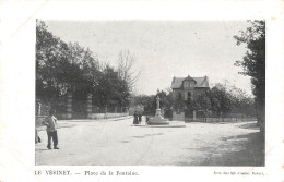 78-LE VESINET-Place De La Fontaine-N 6002-B/0263 - Le Vésinet