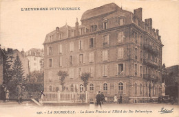 63-LA BOURBOULE-La Source Fenestre Et L'Hotel Des Iles Britanniques-N 6002-A/0075 - La Bourboule