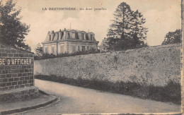 85-LA BRETONNIERE-Les Deux Jumelles-N 6002-F/0161 - Autres & Non Classés
