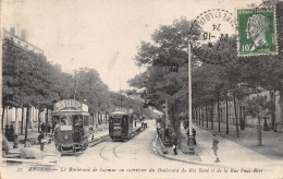 49-ANGERS-Boulevard De Saumur Au Carrefour Du Boulevard Du Roi Rene Et De La Rue Paul Bert-N 6002-G/0237 - Angers