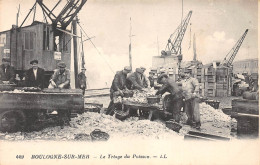 62-BOULOGNE-SUR-MER-Le Triage Du Poisson-N 6004-G/0137 - Boulogne Sur Mer