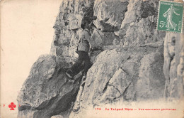 76-LE TREPORT MERS-Une Ascension Perilieuse-N 6005-A/0121 - Le Treport