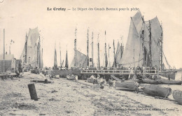 80-LE CROTOY-Depart Des Grands Bateaux Pour La Peche-N 6004-H/0181 - Le Crotoy