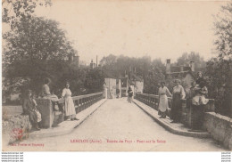 T1-10) LENCLOS  (AUBE) ENTREE DU PAYS - PONT SUR LA SEINE - (TRES ANIMEE - HABITANTS - VILLAGEOIS  - 2 SCANS ) - Sonstige & Ohne Zuordnung