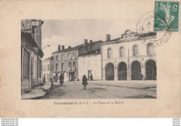 T6-47) COCUMONT (LOT ET GARONNE) LA  PLACE DE LA MAIRIE - ( ANIMEE - HABITANTS ) - Autres & Non Classés