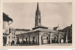 T7-82) VALENCE D ' AGEN - PLACE NATIONALE - LA HALLE AUX GRAINS - ( 2 SCANS ) - Valence