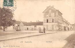 89-LAROCHE SUR YONNE-LA PLACE-N 6008-G/0337 - Laroche Saint Cydroine