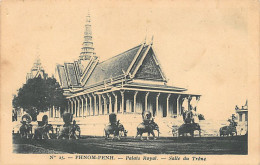 Cambodge - PHNOM PENH - Palais - Royal - Eléphants - Salle Du Trône - Ed. Planté 25 - Cambodia