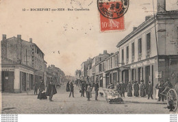 U1-17) ROCHEFORT SUR MER - RUE GAMBETTA - ( ANIMEE - SOCIETE FRANCAISE DES TIMBRES D'EPARGNE ) - Rochefort