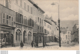 U11-01) NANTUA (AIN)  ENTREE DU COLLEGE ET RUE DU COLLEGE - (ANIMATION -  2 SCANS ) - Nantua