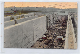 PANAMA CANAL - Lower Gatun Lock - Publ. Underwood & Underwood 143 - 25 - Panama