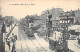 92-BOIS COLOMBES-LA GARE-LOCOMTIVE-N 6010-A/0093 - Altri & Non Classificati