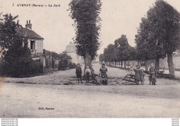 Y8-51) AVENAY (MARNE)  LE JARD  - ( ANIMEE  - HABITANTS - 2 SCANS ) - Autres & Non Classés