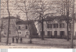 Y21-40) SAINT JUSTIN (LANDES) CASERNE DE GENDARMERIE ET MAIRIE - ( ANIMEE -  2 SCANS ) - Otros & Sin Clasificación