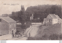 Y25-60) CREIL (OISE) HAMEAU DE VAUX  - ( ANIMEE - HABITANTS - 2 SCANS ) - Creil