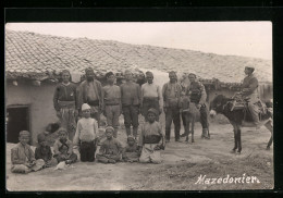 Foto-AK Mazedonische Männer Und Kinder, Esel  - Ohne Zuordnung