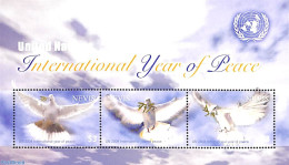 Nevis 2004 Int. Year Of Peace 3v M/s, Mint NH, History - Nature - Peace - United Nations - Birds - St.Kitts And Nevis ( 1983-...)