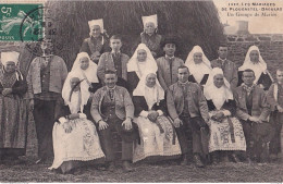 Z1-29) PLOUGASTEL DAOULAS - LES MARIAGES - UN GROUPE DE MARIES - Plougastel-Daoulas