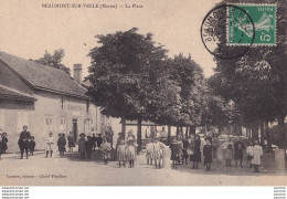 Z2-51) BEAUMONT SUR VESLE  (MARNE) LA PLACE - ( TRES ANIMEE - HABITANTS - VILLAGEOIS ) - Autres & Non Classés