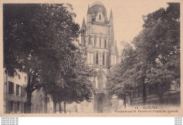 Y13-17) SAINTES - CATHEDRALE SAINT PIERRE ET PLACE  DU SYNODE  - ( 2 SCANS ) - Saintes