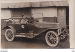 Z23-45) ORLEANS - CARTE PHOTO - CENTRE D'INSTRUCTION AUTOMOBILE D ' ORLEANS - MILITAIRE AVEC VOITURE TORPEDO - 2 SCANS - Orleans