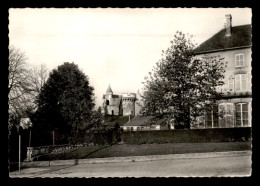 55 - LIGNY-EN-BARROIS - VUE SUR LA TOUR - Ligny En Barrois