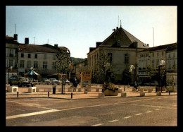 55 - LIGNY-EN-BARROIS - PLACE DE LA REPUBLIQUE - Ligny En Barrois