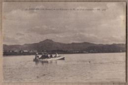 CPA 64 - HENDAYE - La Bidassoa - Le Pic Des 3 Couronnes - Jolie Vue 1er Plan Barque Avec Passagers - Hendaye