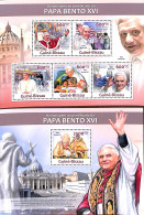 Guinea Bissau 2013 Pope Benedict XVI 2 S/s, Mint NH, Religion - Pope - Religion - Pausen